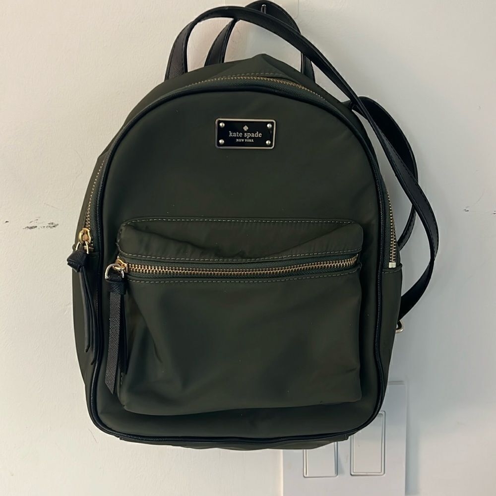 Kate spade small backpack kaki